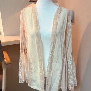 POL Cream Lace-Trimmed Top